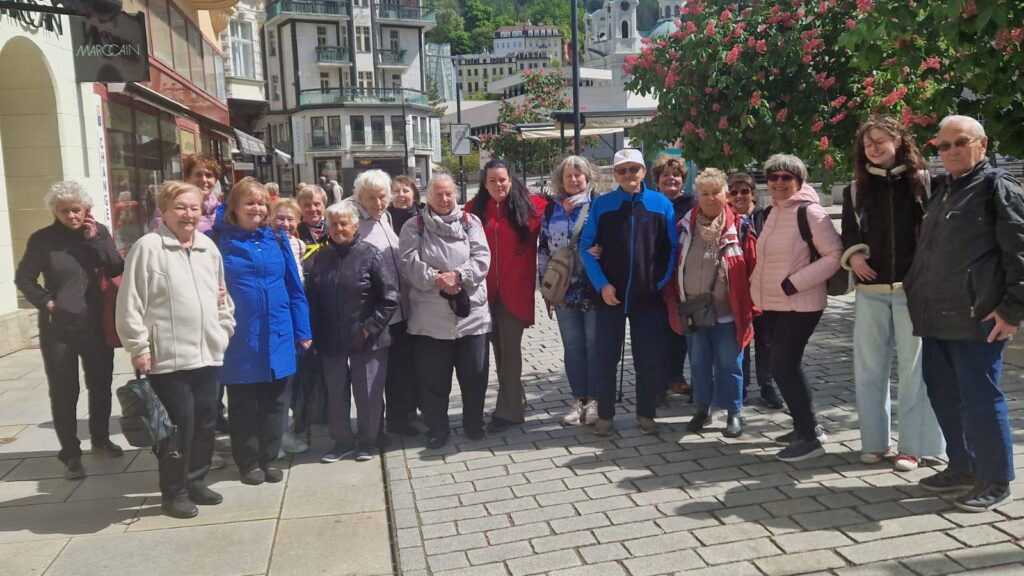 Karlovy Vary s Klubem Seniorů